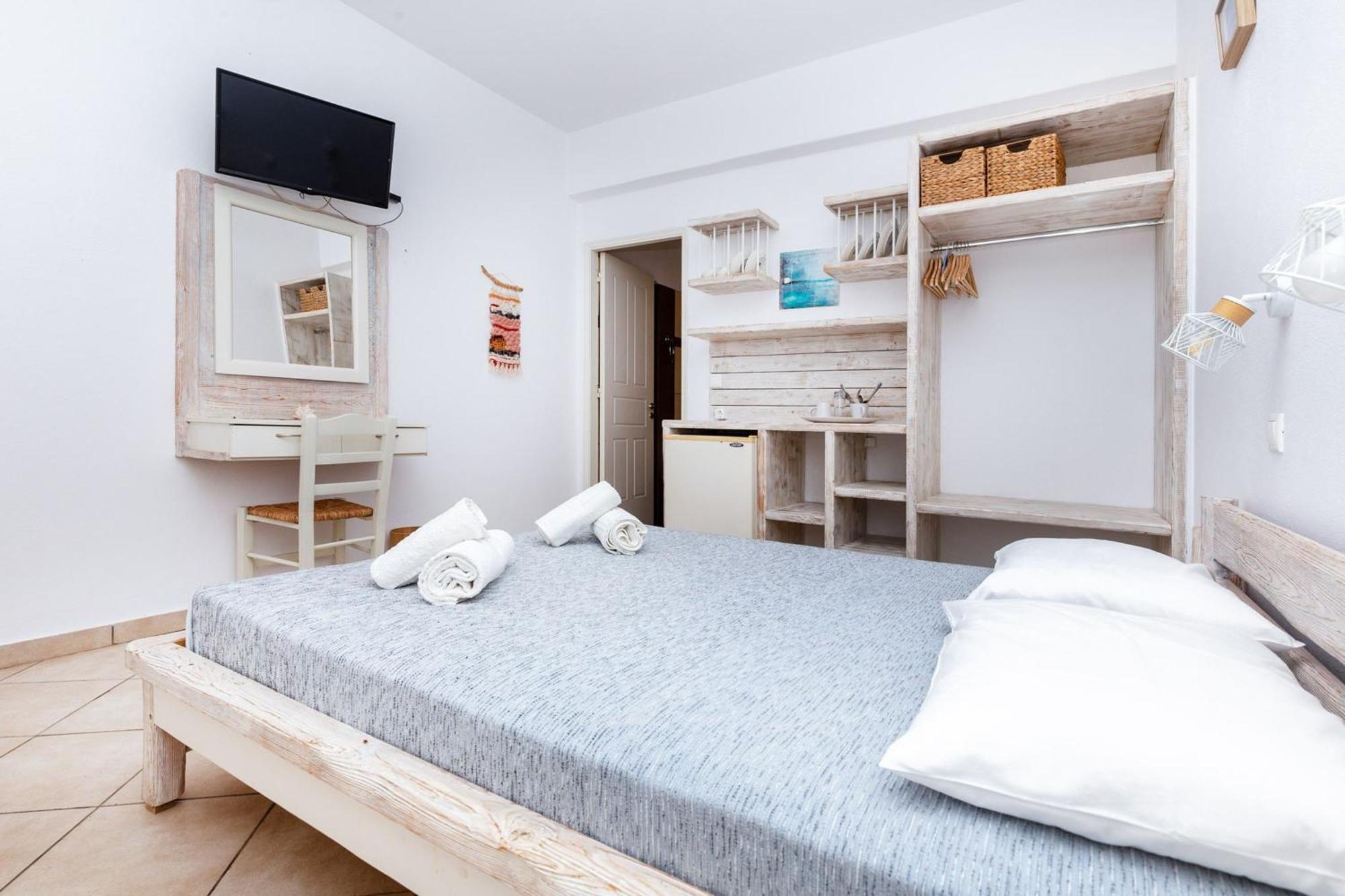 Harama Hotel Schinousa Схинуса Экстерьер фото